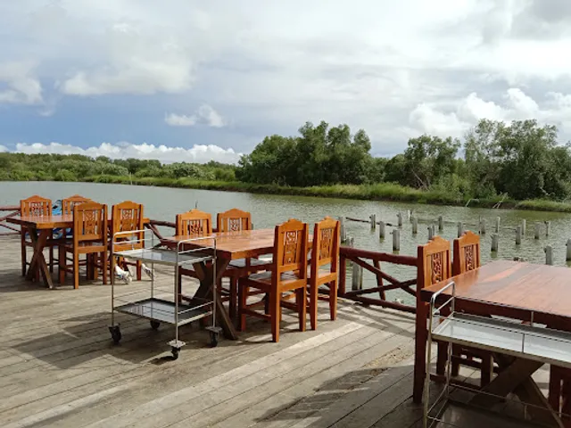 นราทิพย์ซีฟู้ด