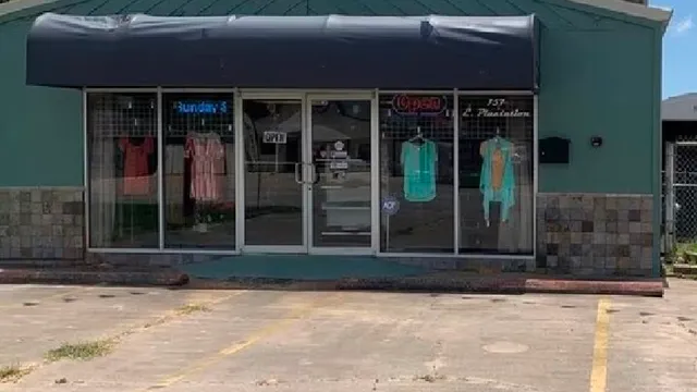 Biz'ee B's Boutique