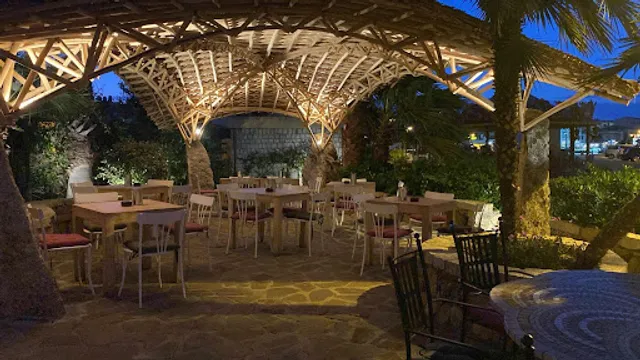 Ormeggio Restaurant Grill Lounge Bar