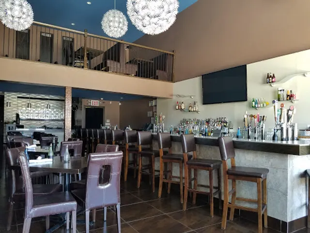 LEVEL Restaurant & Bar