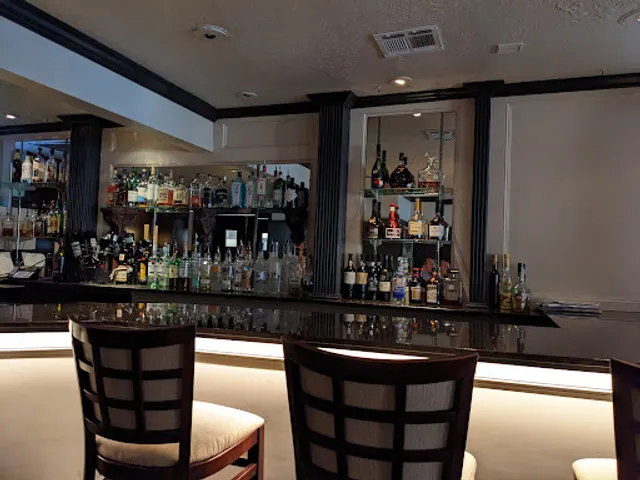 The Lexington Grille