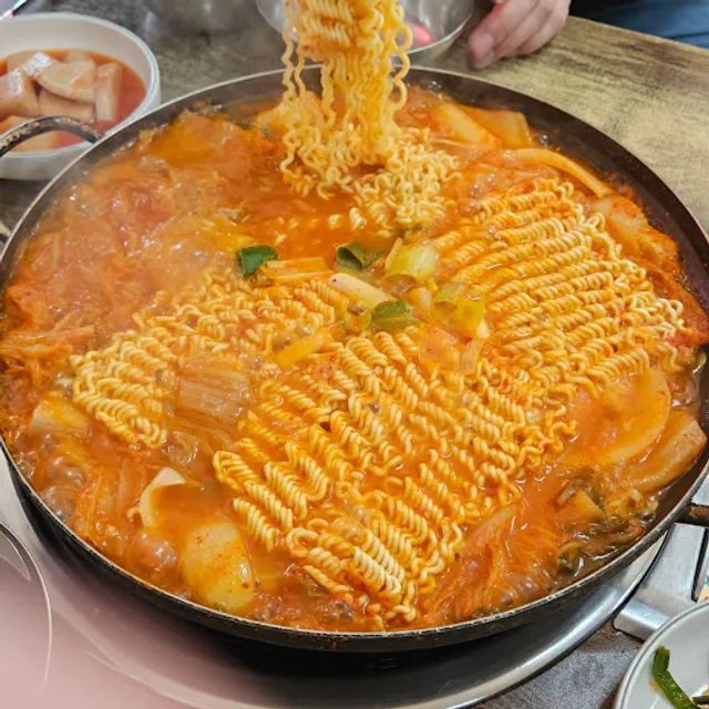 찌개마을