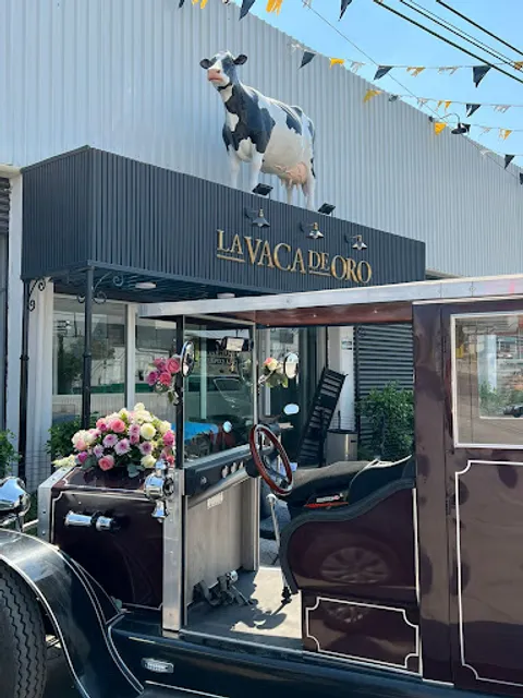 La Vaca de Oro (Actopan) Helados, lácteos y quesos