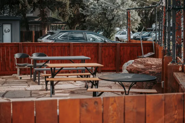 Second Street Tavern