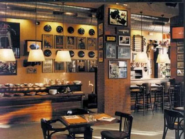 Sports Bar Sitges by Grup Matas Arnalot