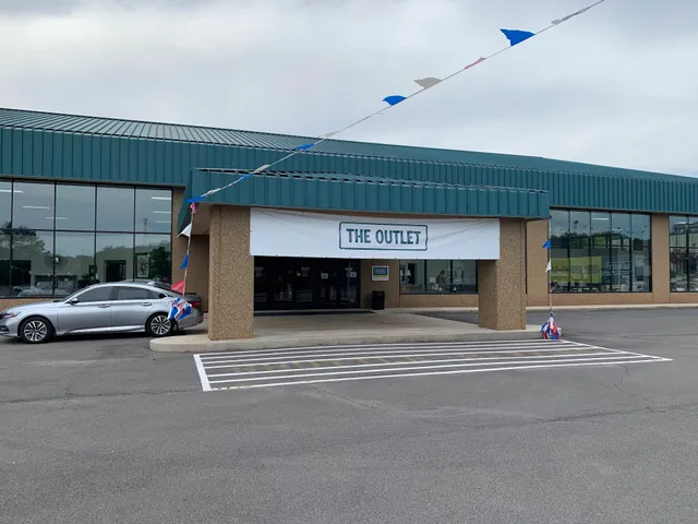 The Outlet at Furniture of Dalton