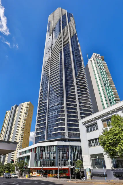 Meriton Suites Adelaide Street, Brisbane