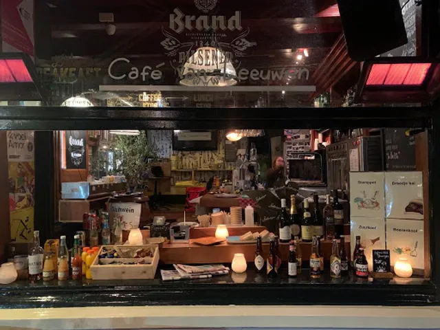 Café Van Leeuwen