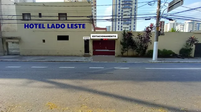 Hotel Lado Leste