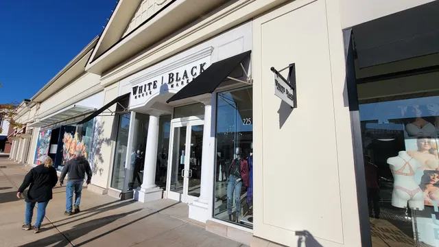 White House Black Market