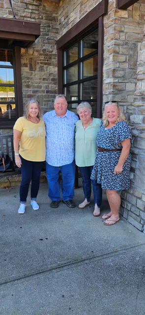 Colony Court Shopping Center