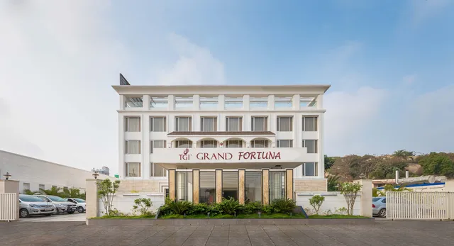 TGI Grand Fortuna, Hosur