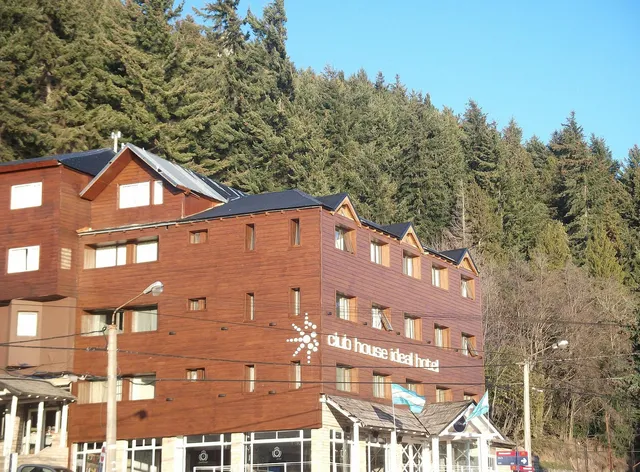 Club House Ideal Hotel