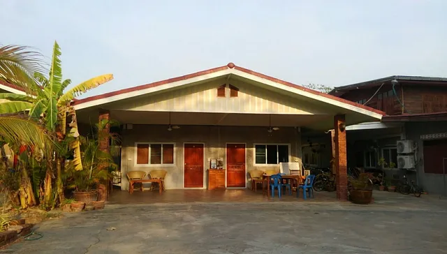 Pottery Street House