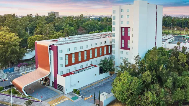 Holiday Inn Guadalajara Patria-Universidad by IHG