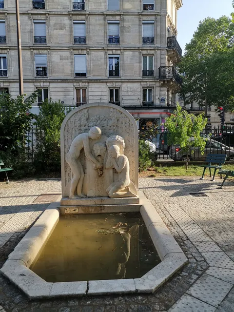 Square Aspirant Dunand