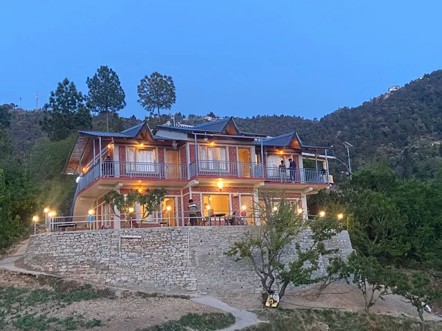 Saanidhya Retreats | Boutique Homestays, Camps & Villas