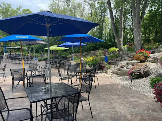 Cabby's Grill & Patio