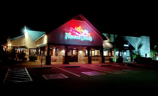 Famous Dave's Bar-B-Que