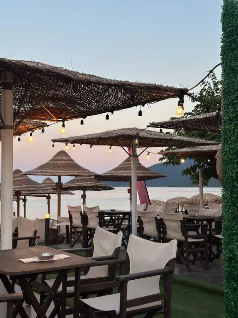 Sentosa Beach Vrasna