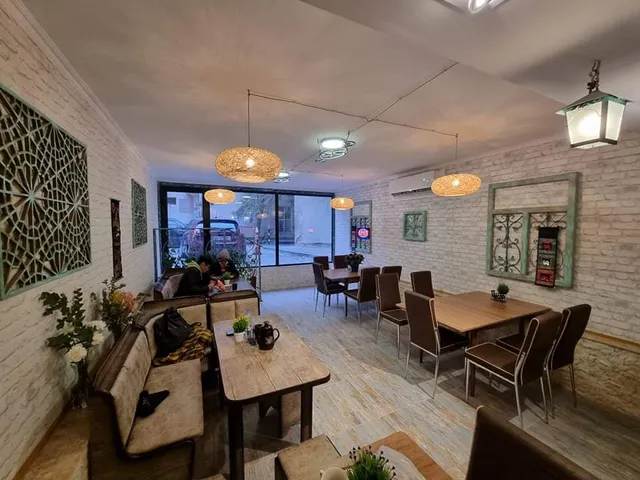 Thai in town restaurant Georgia