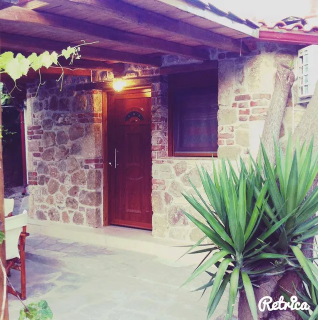 MADLEN APARTMENTS - ΧΡΗΣΤΟΣ ΚΟΡΔΕΛΑΣ