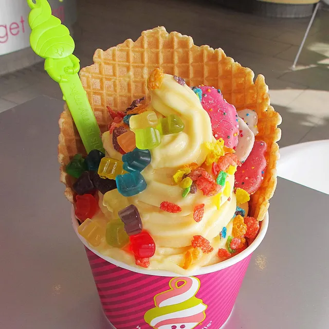 Menchie's Frozen Yogurt