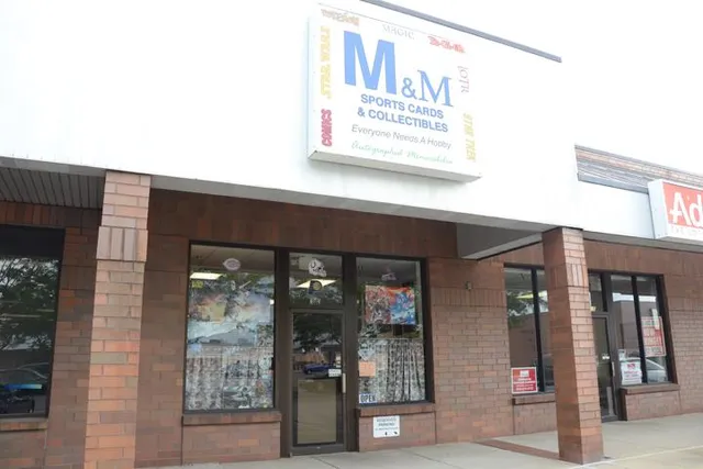 M & M Sportscards & Collectibles