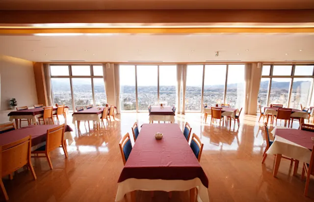 ナチュラルファームシティ農園ホテル レストラン大瑠璃