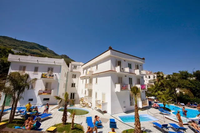 Nausicaa Palace Hotel