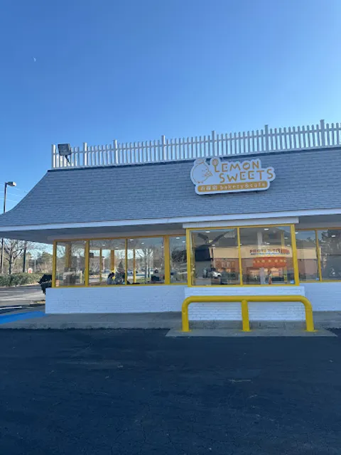 Lemon Sweets Bakery & Cafe