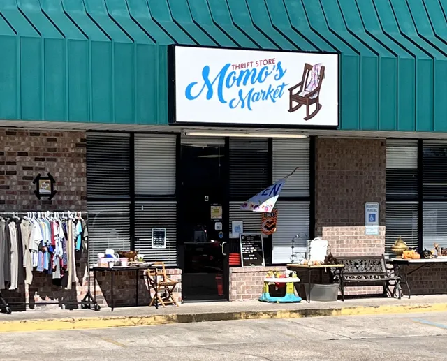 Momo's Market Thrift Store