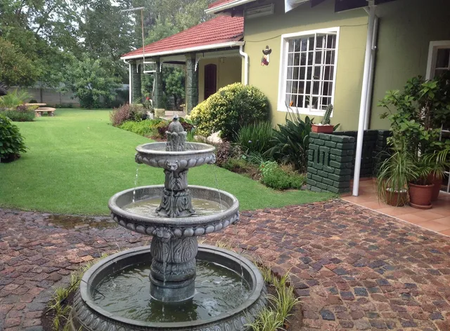 Khok'moya Guest House