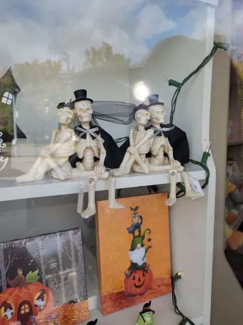 Village Cards & Gifts