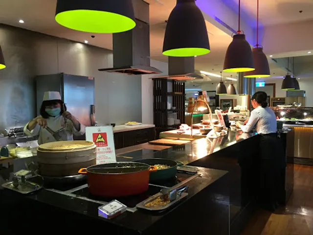 CHAMPS ELYSEES-Howard Plaza Hotel Kaohsiung