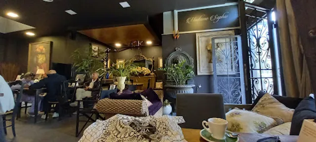 Madame Sophie Café - Bakery