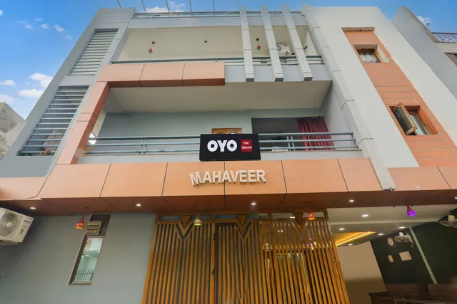 Hotel O Mahaveer Palace