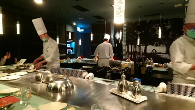 CHAMONIX Taichung Dalong Branch