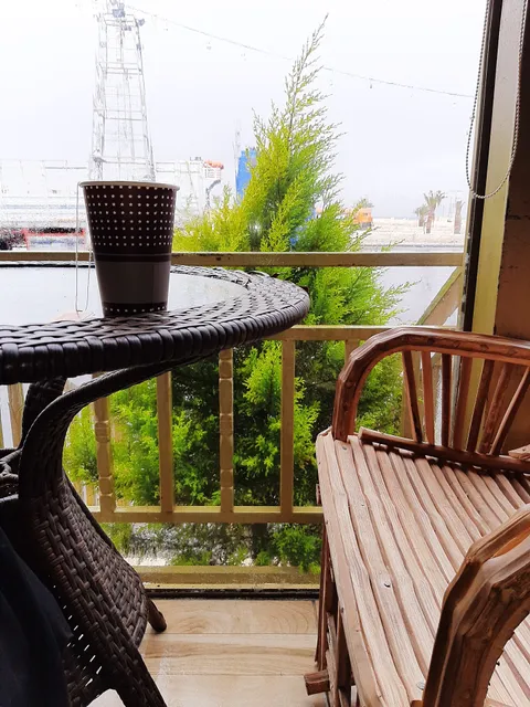 مطعم و استراحة أبو يامن