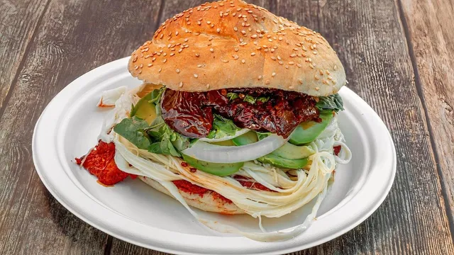 Cemitas Los Poblanos