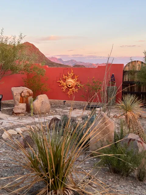 Mucho Gusto Terlingua