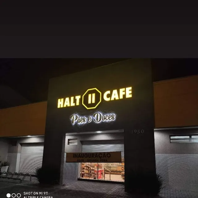 HALT CAFÉ