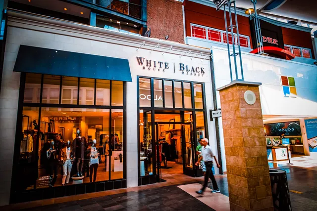 White House Black Market