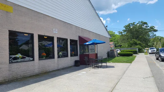 Carlo's Pizza Shirley