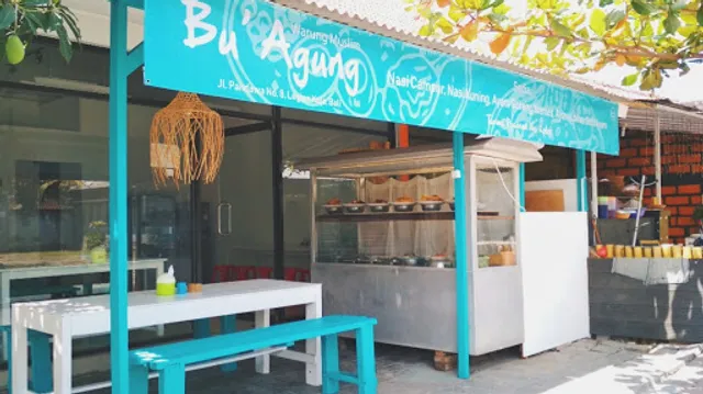 Warung Muslim Bu' Agung