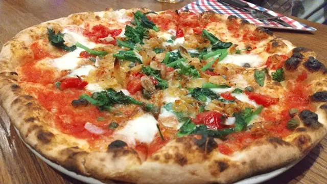 ナポリピッツァ専門研究開発室Pizza.co.lab［ピッツァ コ ラボ］