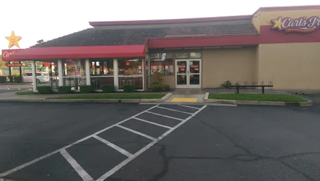 Carl’s Jr.