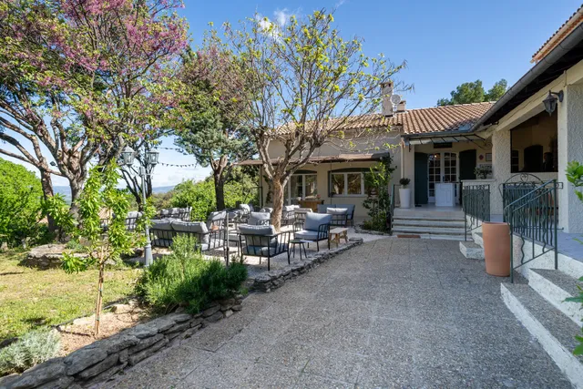 Hôtel La Garrigue - tout près du Mont Ventoux - Venasque
