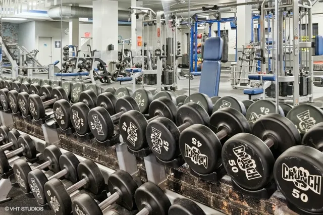 Crunch Fitness - Crown Heights