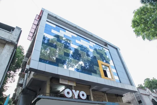 Collection O Hotel Parashar